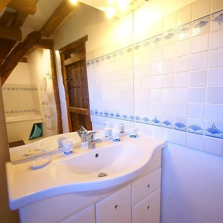 Vintage Holiday In With Spacious Garden * Offranville