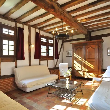 펜션 Vintage Holiday In With Spacious Garden